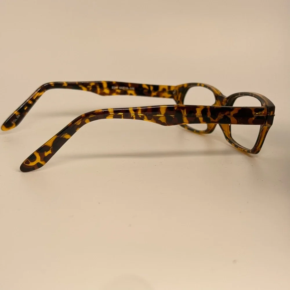Sheng Dian 2267 Tortoise Shell Rectangular Eyeglass Frames 55-16-145 Col 64